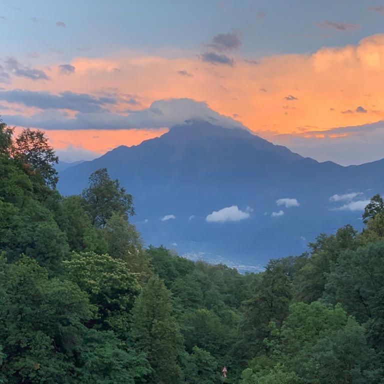 Il Mulino Di Aurora Acomodação com café da manhã Dosso del Liro Exterior foto